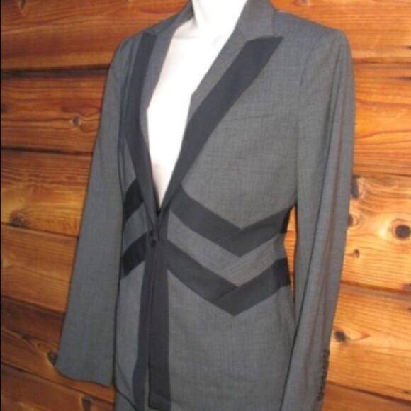 NWOT Gray Blazer Pants Jacket Suit Set - Picture 2 of 8